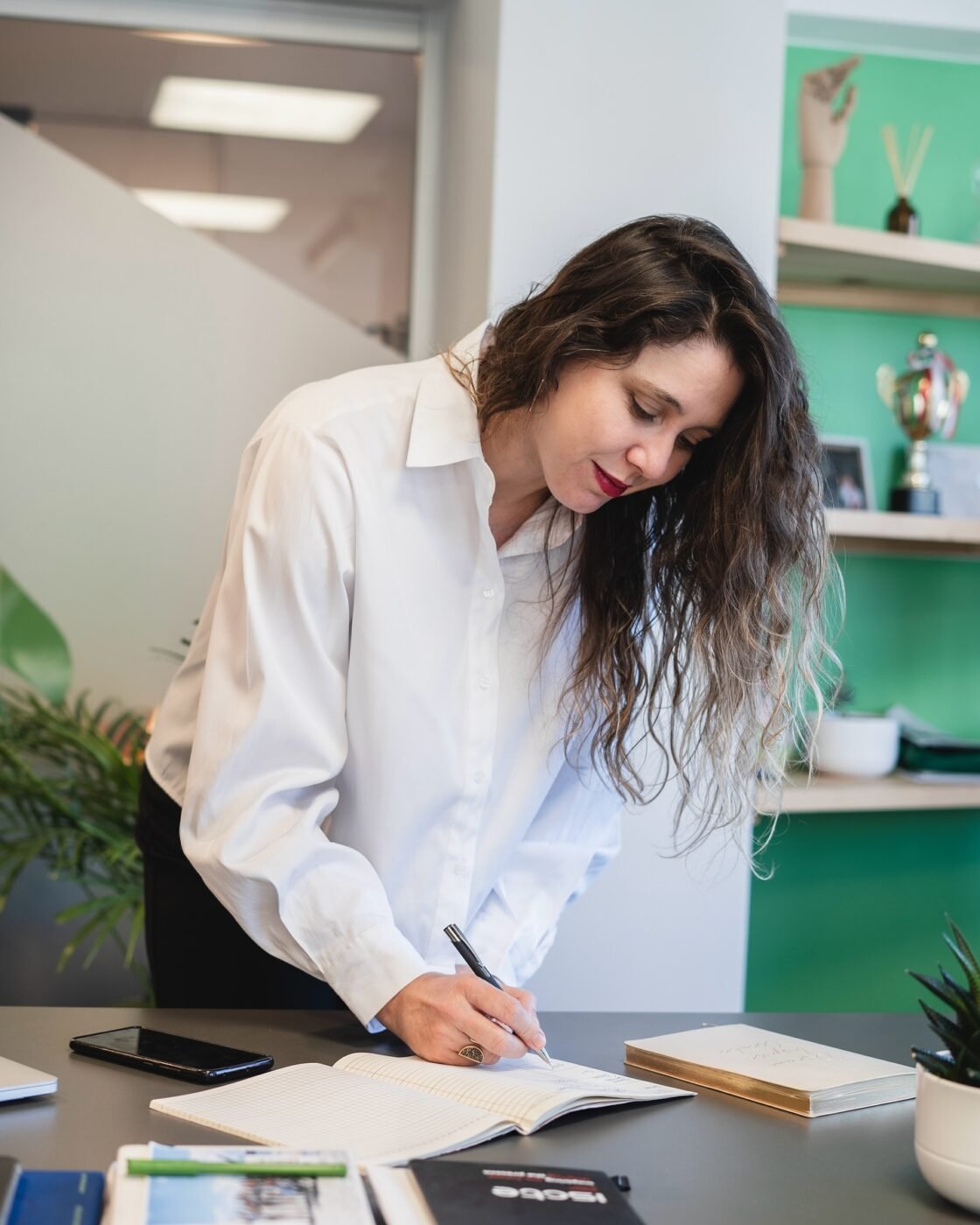 Why Professional LinkedIn Photography Matters in 2026